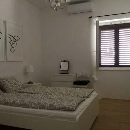 Apartment Luigi